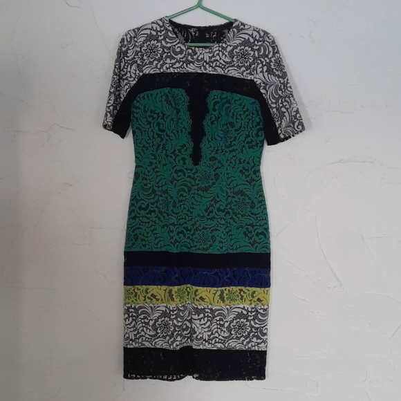 BCBG MAXAZRIA Patrice Lace Dress sz 6 - Picture 2 of 6